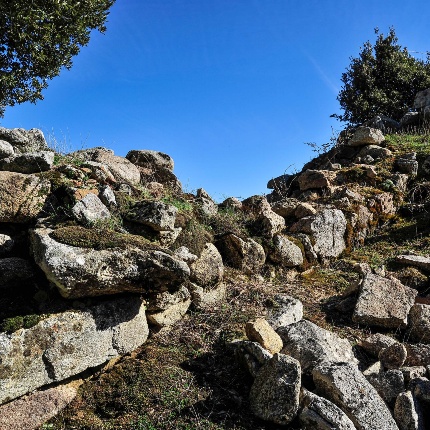 San Giorgio di Aneletto. Resti della fortificazione (foto Ivo Piras)