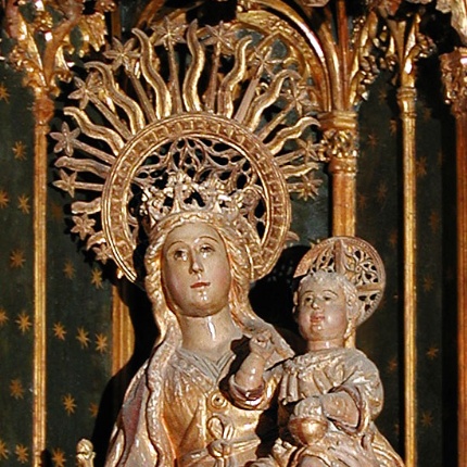 Wooden statue of the Madonna with Child (photoIgor Bellini)