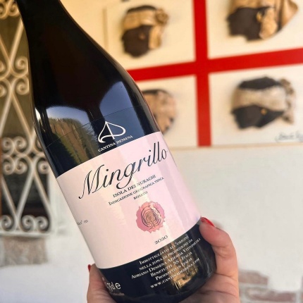 Prodotti Cantina Dessena (foto Profilo Facebook del locale)