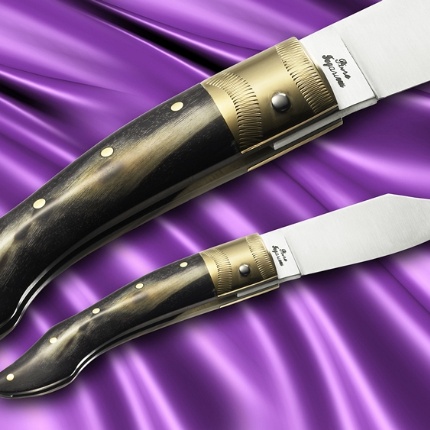 Prodotti di Piero Fogarizzu Coltelli (foto Sito internet dell'azienda)