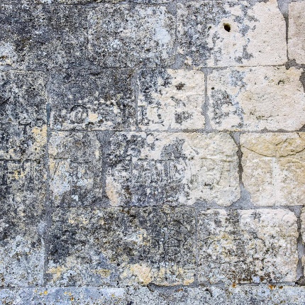 Right side wall concave with an inscription dated 1260 (photoIvo Piras)