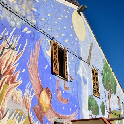 Centro storico. Murales (foto Ivo Piras)