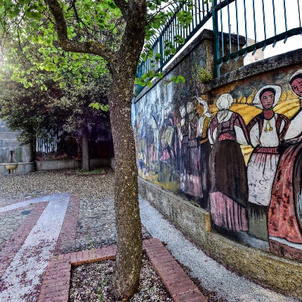 Liliana Cano 1982. The repression of the rebellion under the eye of the feudal lord (photoIvo Piras)