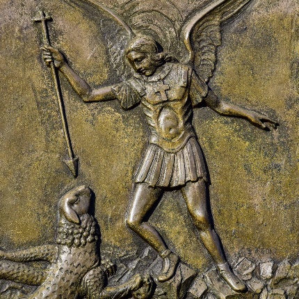 Detail of a biblical depiction on the bronze gate. (photoIvo Piras)