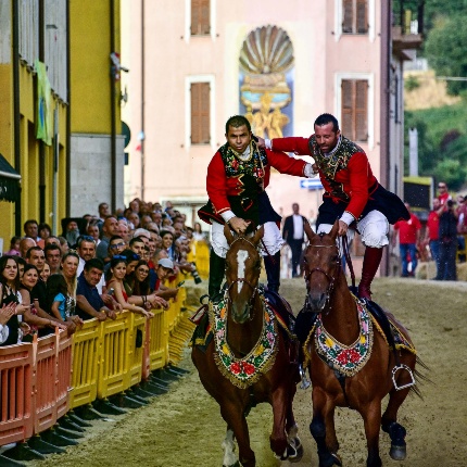 Pariglie al galoppo (foto Ivo Piras)