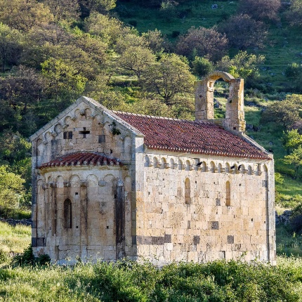 Bonorva, rural church of San Lorenzo di Rebeccu. Panoramic view of the Romanesque structure. (photoIvo Piras)