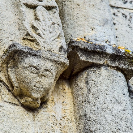 Anthropomorphic architectural detail (photoIvo Piras)