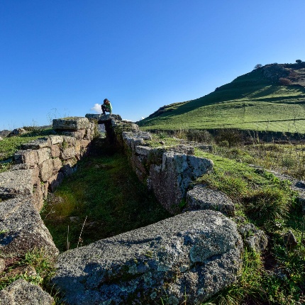 150 meters from the nuraghe is the eponymous giants' tomb. (photoIvo Piras)