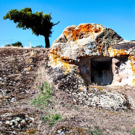 Tomba II (photoGiuseppe Lonis)