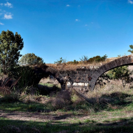 The bridge during the summer season (photoGiuseppe Lonis)
