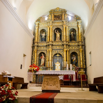 In the presbytery there is a retablo from the late 17th - early 18th century. (photoAngelo Marras)