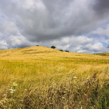 The characteristic hilly profile of the area (photoIvo Piras)