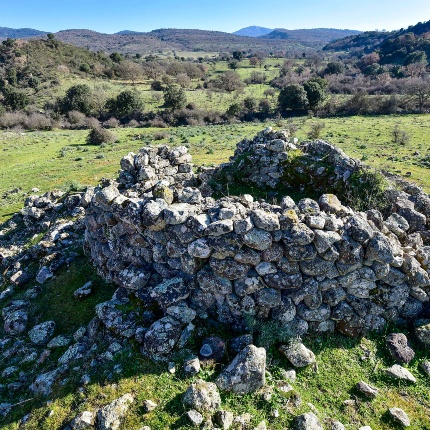 Remains of a circular structure (photoIvo Piras)