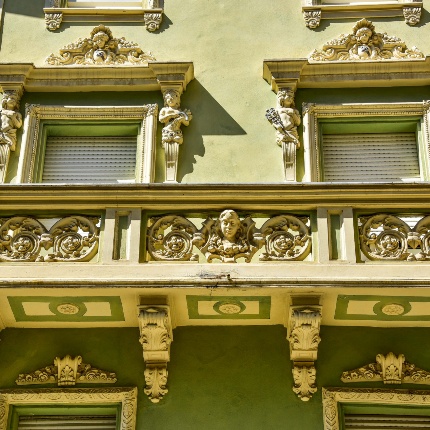 Balcony of a charming noble house. (photoIvo Piras)
