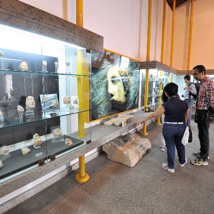 Visitors inside the museum (photoIvo Piras)