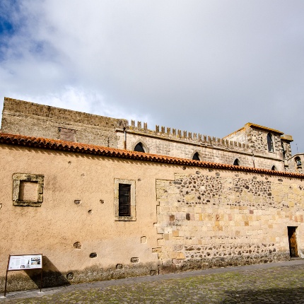 Side view of the building (photoAngelo Marras)