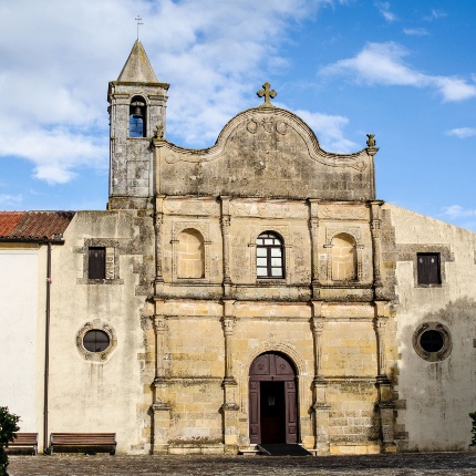 The late Baroque facade is the work of Piedmontese craftsmen, the same ones who later worked in Mara in the church of Bonu Ighinu. (photoAngelo Marras)
