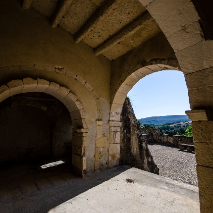 The interior of the portico with a panoramic view of the surrounding area (photoGiuseppe Lonis)