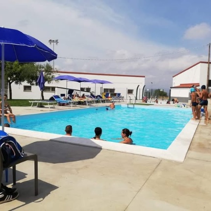 Servizi Piscina (foto Facebook, Cooperativa La Pintadera)