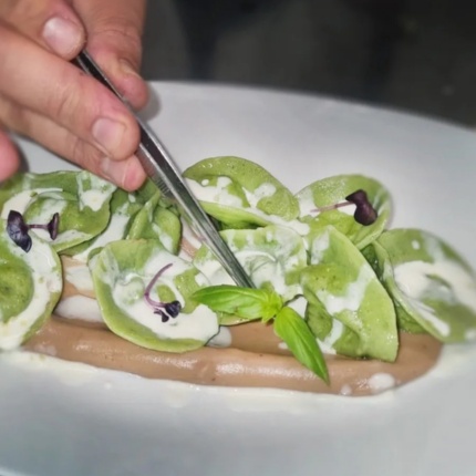 Piatti tipici (foto Facebook, Luna Nuova)