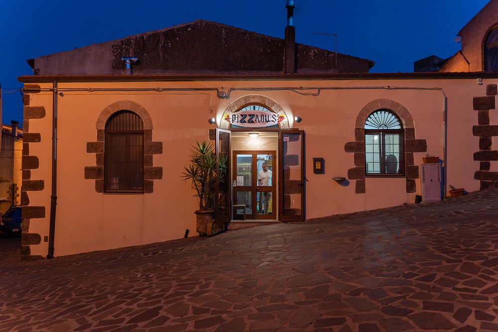 Locale esterno (foto TripAdvisor, Pizzanu's)