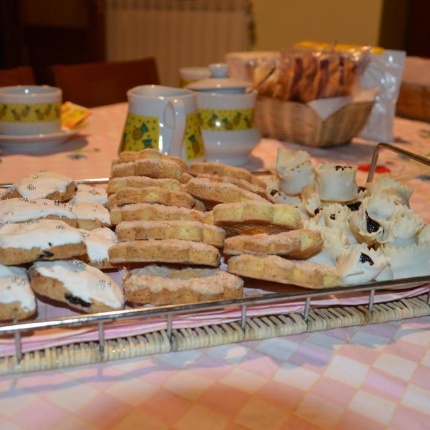 Colazione (foto Booking, Sa Domo Tua)