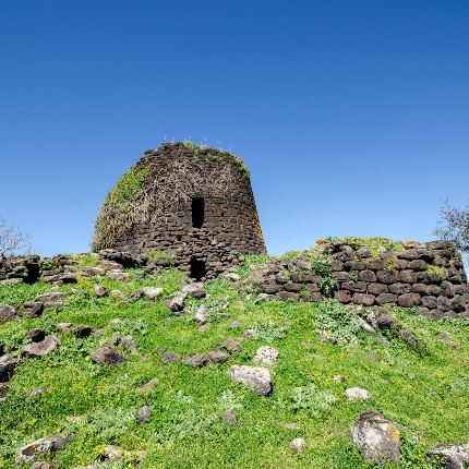 View of the central tower and the remaining part of the bastion (photoGiuseppe Lonis)