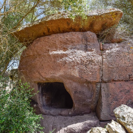 Hypogeum seen from the outside (photoIvo Piras)