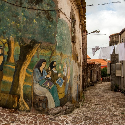 Mural in the historic center of the village. (photoIvo Piras)