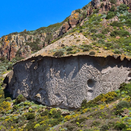 Sa Rocca Pinta, literally the "painted rock" due to its distinctive formation. (photoIvo Piras)